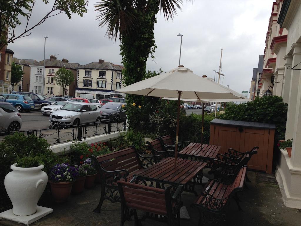 Grand Ash Hotel Llandudno Bagian luar foto