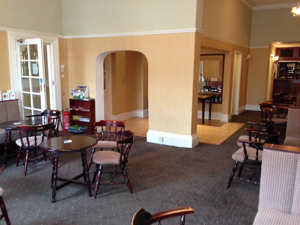Grand Ash Hotel Llandudno Bagian luar foto