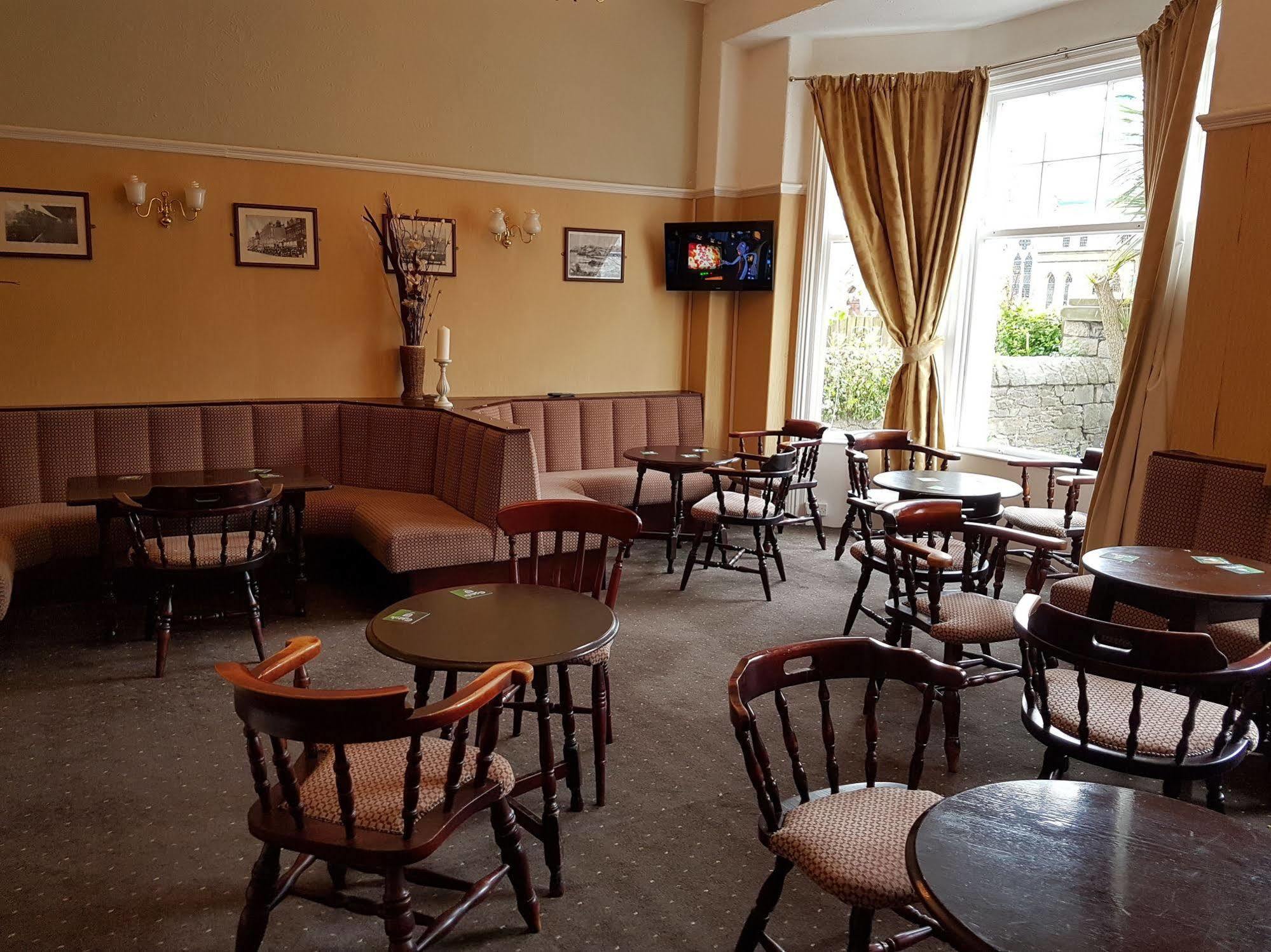 Grand Ash Hotel Llandudno Bagian luar foto